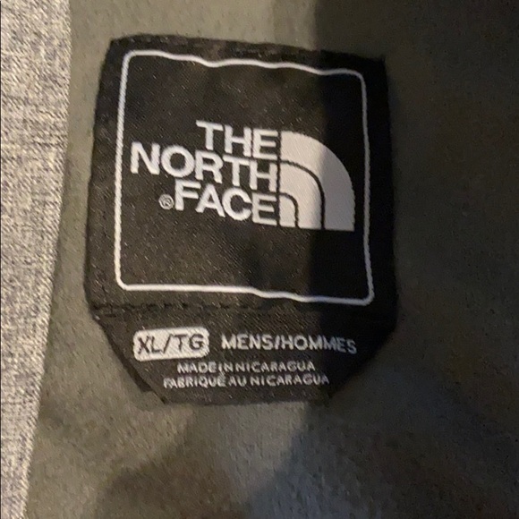 North face shell jacket - Picture 2 of 2